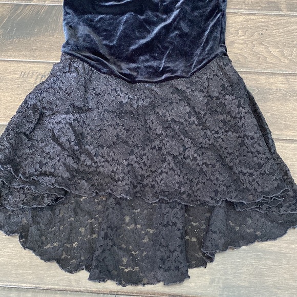 Designs For Dance Black Dress Costume - Picture 3 of 8